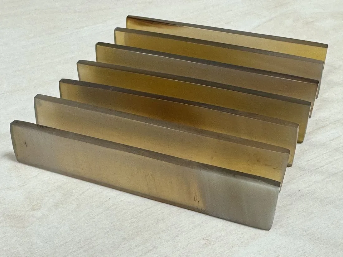 Cuerno de buey ámbar para cordal / selleta