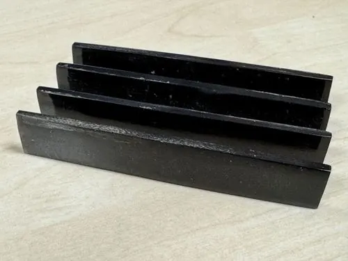 Cuerno de buey negro para cordal / selleta