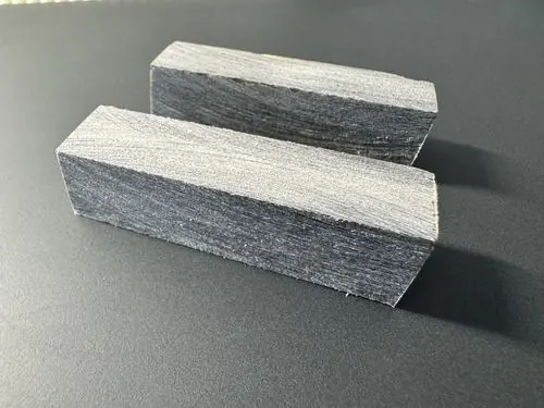 Bloque de cuerno de buey negro para luthería